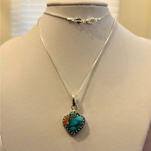 Spiny Copper Oyster Turquoise Spade Heart Pendant Necklace Sterling Silver - Picture 2 of 5